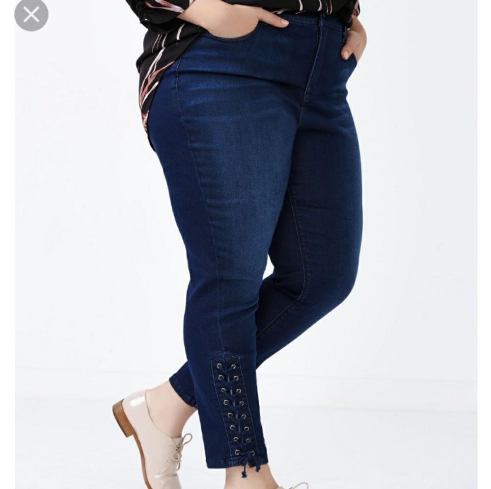 Melissa McCarthy jeans